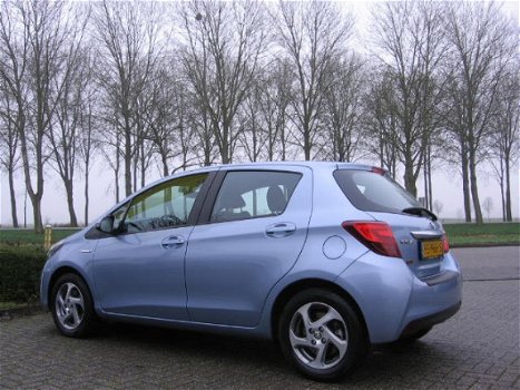 Toyota Yaris - 1.5 Hybrid AUTOMAAT BUSINESS LEASE - 1