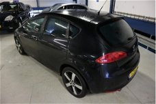 Seat Leon - 1.6 25 Edition I NAVIGATIE / AIRCO / VELG / STOER