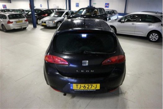 Seat Leon - 1.6 25 Edition I NAVIGATIE / AIRCO / VELG / STOER - 1