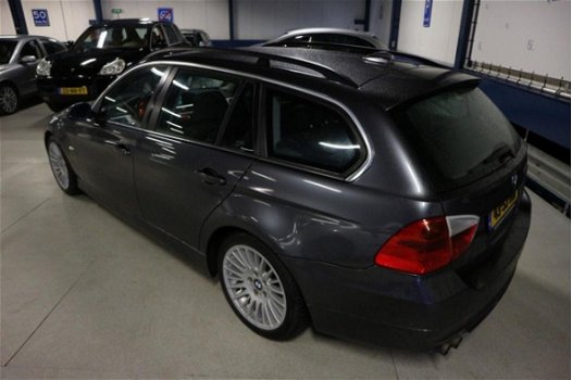 BMW 3-serie Touring - 325i High Executive LEER / NAVI / VELG / 2e EIG / INRUIL KOOPJE - 1