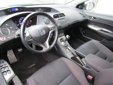 Honda Civic - 1.8 SPORT 140pk 5D, TREKHAAK - 1