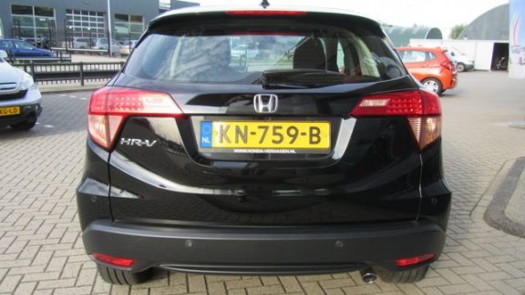 Honda HR-V - 1.5 i-VTEC 130pk Elegance, NAVI - 1