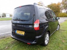 Ford Tourneo Courier - Titanium 1.0 Ecoboost 100pk