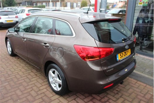 Kia Cee'd - 1.6 GDI Eco Dynamics 135 PK Plus Pack Navi Trekh - 1