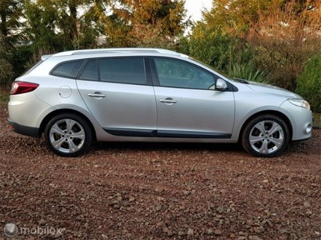 Renault Mégane - 1.5 dCi Expression, lage km-stand - 1