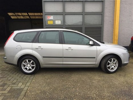 Ford Focus Wagon - 1.6-16V Trend/1e eigenaar - 1