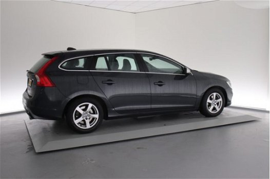 Volvo V60 - D2 Aut. R-Design Business - 1