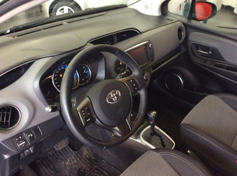 Toyota Yaris - 1.5 Hybrid Trend 100pk 5D Automaat - 1