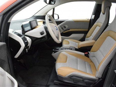 BMW i3 - FEV Warmtepomp + Snellaad- Parkeer & Comfort Advance Pakket Inclusief.BTW - 1