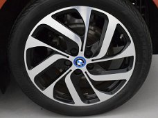 BMW i3 - FEV Warmtepomp + Snellaad- Parkeer & Comfort Advance Pakket Inclusief.BTW