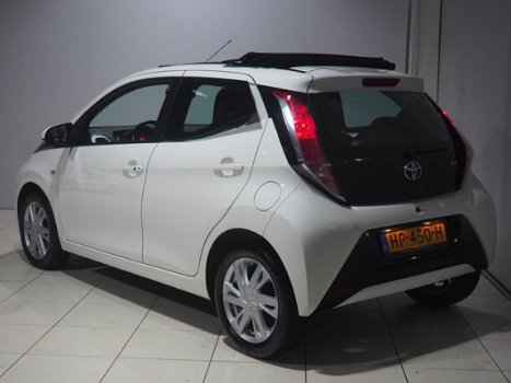 Toyota Aygo - 1.0 VVT-i 69pk 5D x-wave/LUXURY - 1