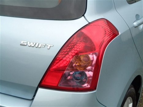 Suzuki Swift - 1.3 5DRS AIRCO, LM-VELGEN 135.010 KM - 1