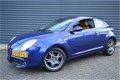 Alfa Romeo MiTo - 0.9 TwinAir Distinctive | Leder interieur | Navi | Bluetooth | 6 maanden BOVAG gar - 1 - Thumbnail