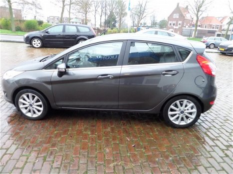 Ford Fiesta - 1.0 EcoB. 100PK TITANIUM 5DRS CRUISE/NAVI/PDC/LUXE - 1