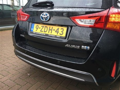 Toyota Auris Touring Sports - 1.8 Hybrid Lease Plus XENON/PANODAK/CAMERA/PDC/KEYLESS - 1