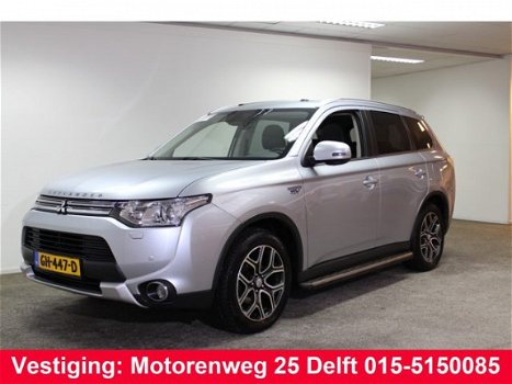 Mitsubishi Outlander - 2.0 PHEV Instyle+ X-Line ex btw Full options.Trekhaak.Leder.Schuifdak.Adap-Cr - 1