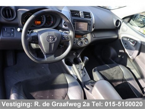 Toyota RAV4 - 2.0 VVTi Dynamic | Navigatie | Camera | Stoelverwarming - 1