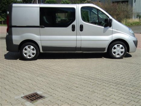 Renault Trafic - 2.odCiT27L1H1DC rolstoelbus rolstoelauto rolstoel rolstoelvervoer invalide aangepas - 1