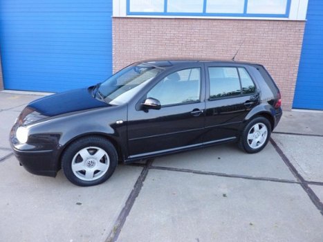 Volkswagen Golf - 2.3 V5 Highline Airco / Centr. vergrendeling - 1