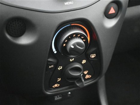 Toyota Aygo - 1.0 VVT-i x-fun Airco | Bluetooth | NIEUW | - 1