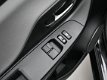 Toyota Yaris - 1.0 VVT-i Aspiration Dealer onderhouden - 1 - Thumbnail