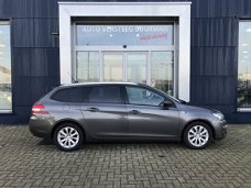 Peugeot 308 SW - Style 1.2 PureTech 110-PK Navigatie, Panoramadak, Climate Control