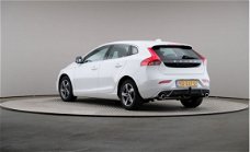 Volvo V40 - 2.0 D2 Business Sport R-Design, Navigatie, Xenon