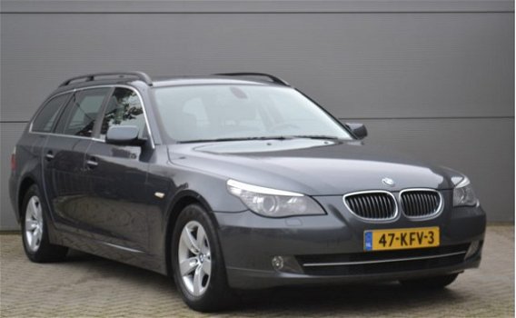 BMW 5-serie Touring - 525i 218PK Aut. Business High, Clima, Cruise, Navi, Leder, LMV, Trekhaak - 1