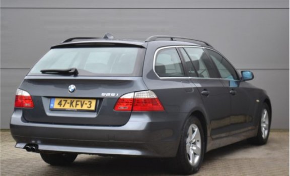 BMW 5-serie Touring - 525i 218PK Aut. Business High, Clima, Cruise, Navi, Leder, LMV, Trekhaak - 1