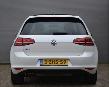 Volkswagen Golf - 1.4 TSI GTE 204 PK, (PRIJS = EXCL. BTW) Camera, Navi, Key-less, Pano-dak, 18 inch - 1