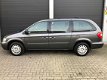 Chrysler Grand Voyager - 3.3I V6 LX - 1 - Thumbnail