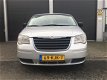 Chrysler Voyager - GRAND 3.3I V6 SE - 1 - Thumbnail