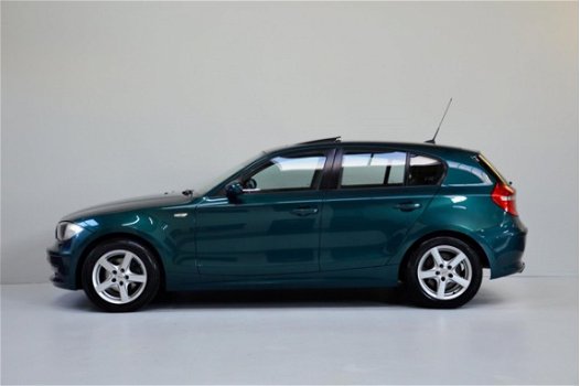 BMW 1-serie - 118d Automaat Facelift/Navigatie/PDC/Schuifdak - 1