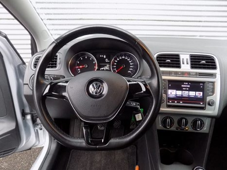 Volkswagen Polo - 1.0tsi/95pk cruisecontrol/35%getint glas/lmvelgen/middenarmsteun - 1