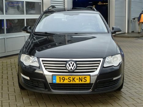 Volkswagen Passat Variant - 2.0 FSI Sportline bj.2006 Navi | Cc | Trekhaak - 1