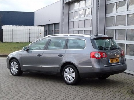 Volkswagen Passat Variant - 2.0 FSI Highline Business bj.2007 Navi | Clima | Leder - 1