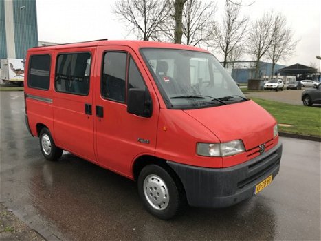 Peugeot Boxer - 270 C TDdi 2.5 DC 6-persoons, Trekhaak, CPV, Elektr.ramen. Goed rijdende auto voor e - 1