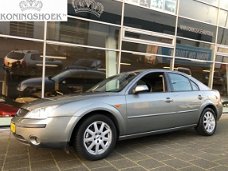 Ford Mondeo - 2.0-16V Ghia Automaat