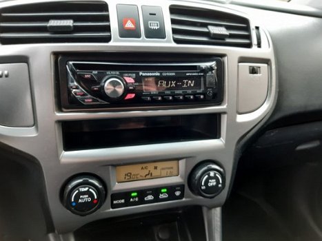 Hyundai Matrix - 1.6i Style Version Airco NL-auto Trekhaak Climate control - 1