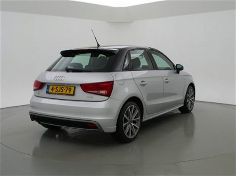 Audi A1 Sportback - 1.2 TFSI S-LINE 5-DEURS + NAVIGATIE / 17 INCH LMV - 1