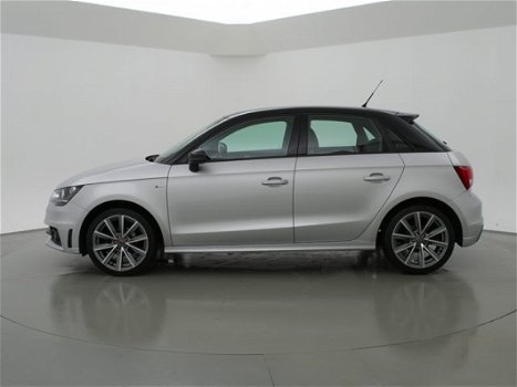 Audi A1 Sportback - 1.2 TFSI S-LINE 5-DEURS + NAVIGATIE / 17 INCH LMV - 1