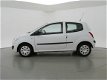 Renault Twingo - 1.2 + AIRCO / NIEUWE DISTRIBUTIE - 1 - Thumbnail