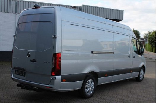 Mercedes-Benz Sprinter - 319 CDI L3H2 LED 7G-TRONIC MBUX 10 Trekhaak 3.5T Airco Camera PDC DAB+ Crui - 1