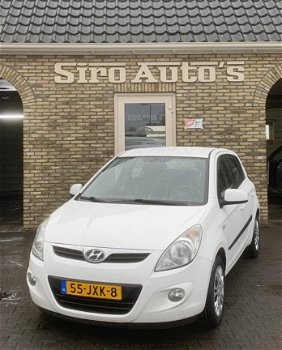 Hyundai i20 - 1.2i DynamicVersion Bj 2009 5 Deurs koopje - 1