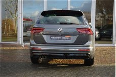 Volkswagen Tiguan - 1.5 TSI ACT DSG Highline R-Line, Trekhaak, ACC