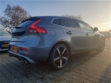 Volvo V40 - 2.0 D4 R-Design Business *XENON+1/2LEDER+NAVI+PDC+ECC+CRUISE