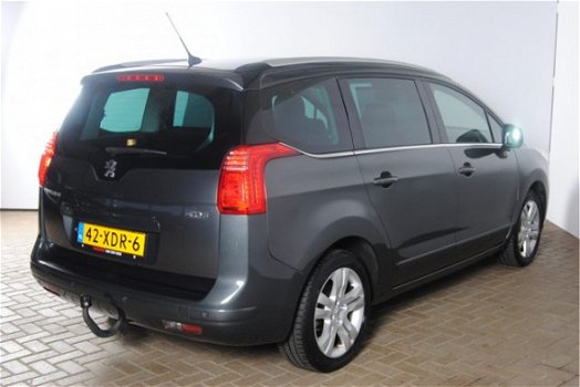 Peugeot 5008 - 1.6 THP 7 PERS. Blue Lease Executive - 1