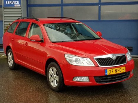 Skoda Octavia Combi - 1.2 TSI Ambition Business Line NAVI, TREKHAAK, PDC - 1