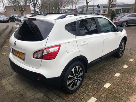 Nissan Qashqai - 1.6 360 Pano/Navi/360 Camera/Half leder - 1