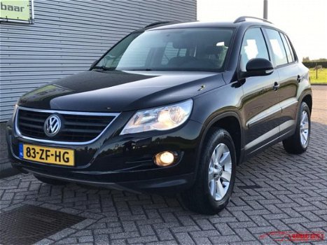 Volkswagen Tiguan - 2.0 TDI 4Motion Sport & Style - 1